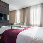 NEW! Galé Apartamento (Wi-Fi, estacionamento) 607