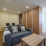 Close To Everything Your Oporto Gray Prm 2T