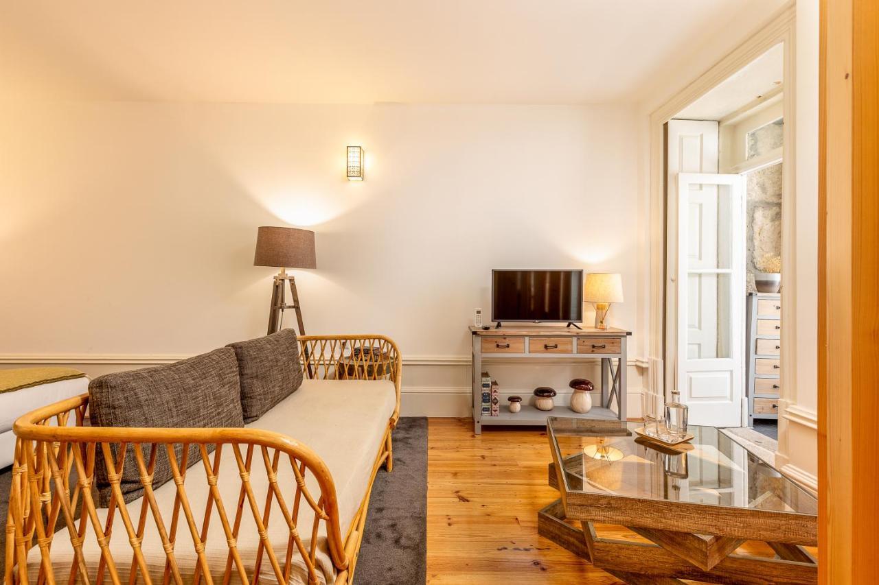 Youropo - Stories Apartamento