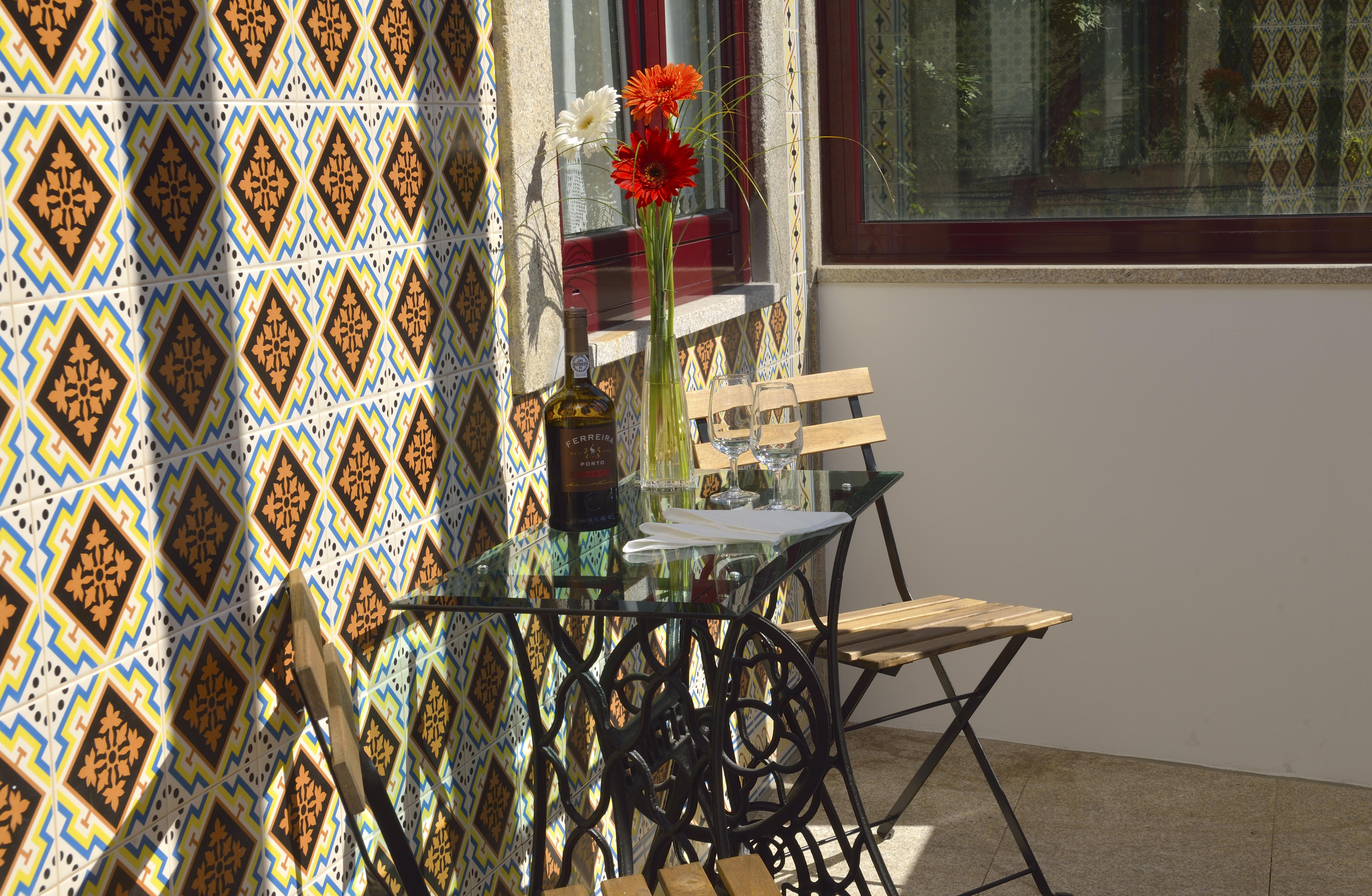 Dukes Corner Oporto