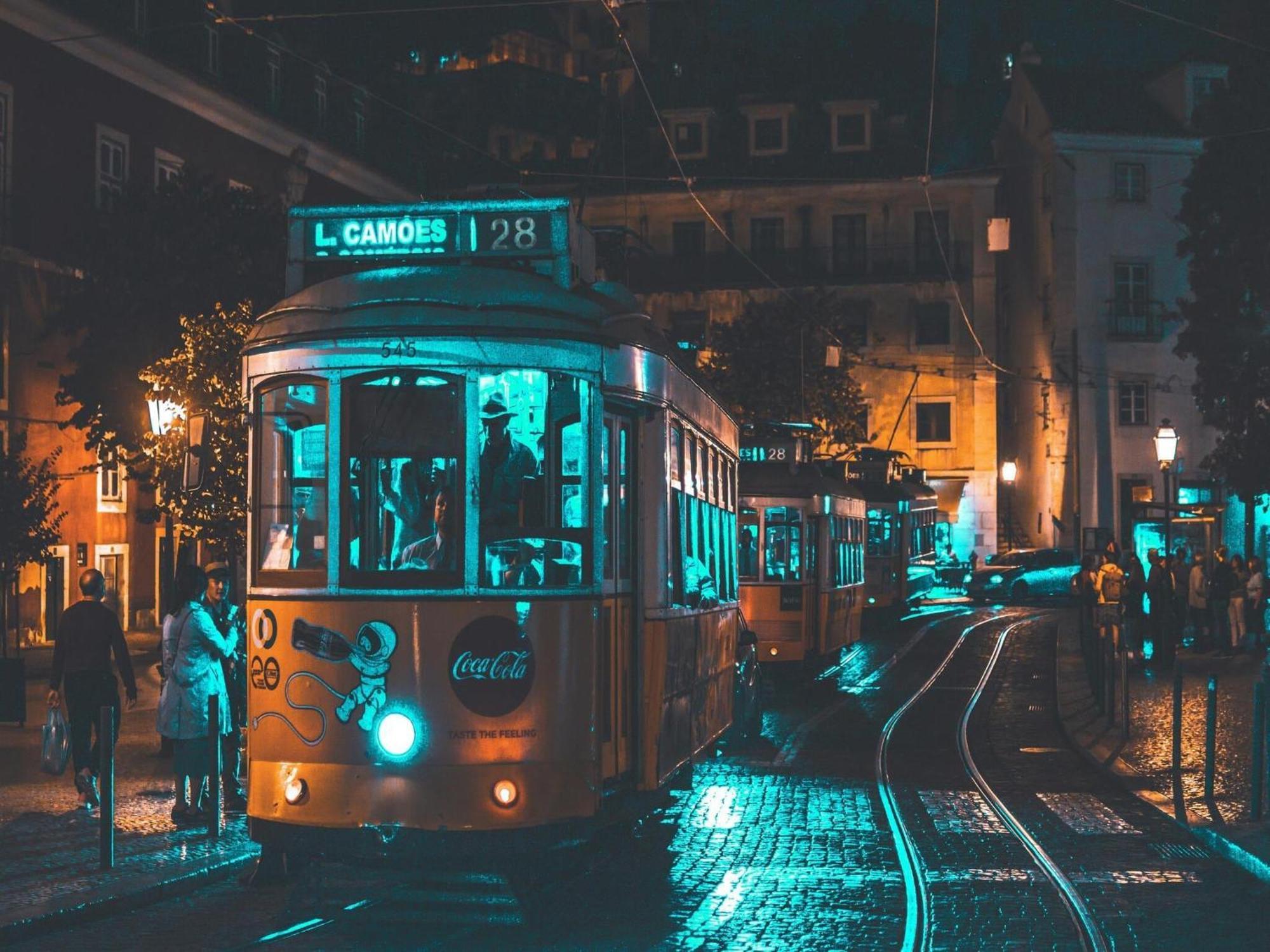 Nearby Market In Apartamento Oporto