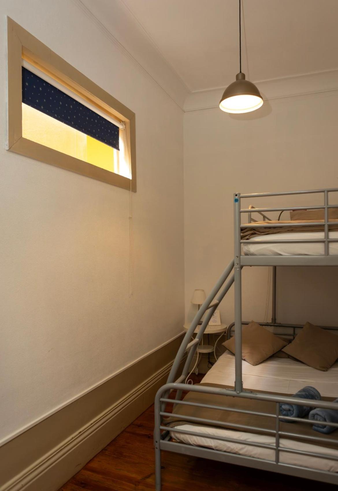 Hostal Sky