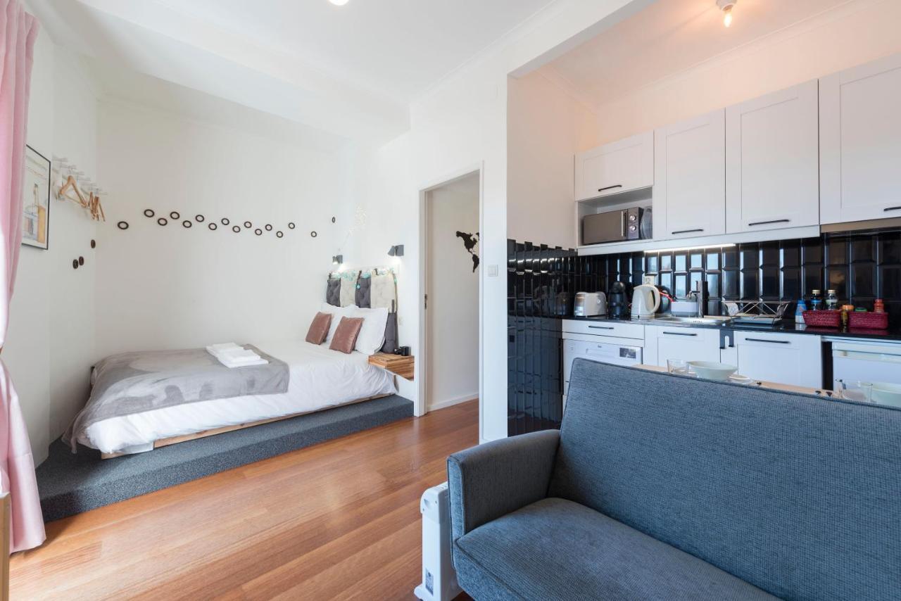 In Flat By, Center, Skyline Oporto