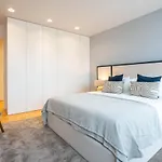 Almada 551 - 4 1 Penthouse View By Lovelystay
