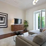 Boutique Rentals- The Clerigos Apt W/ Patio