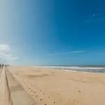 Summer Espinho Flat By Vacationy