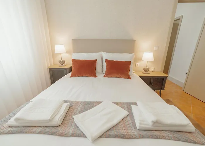 City Center Comfort Apartment By Vacationy