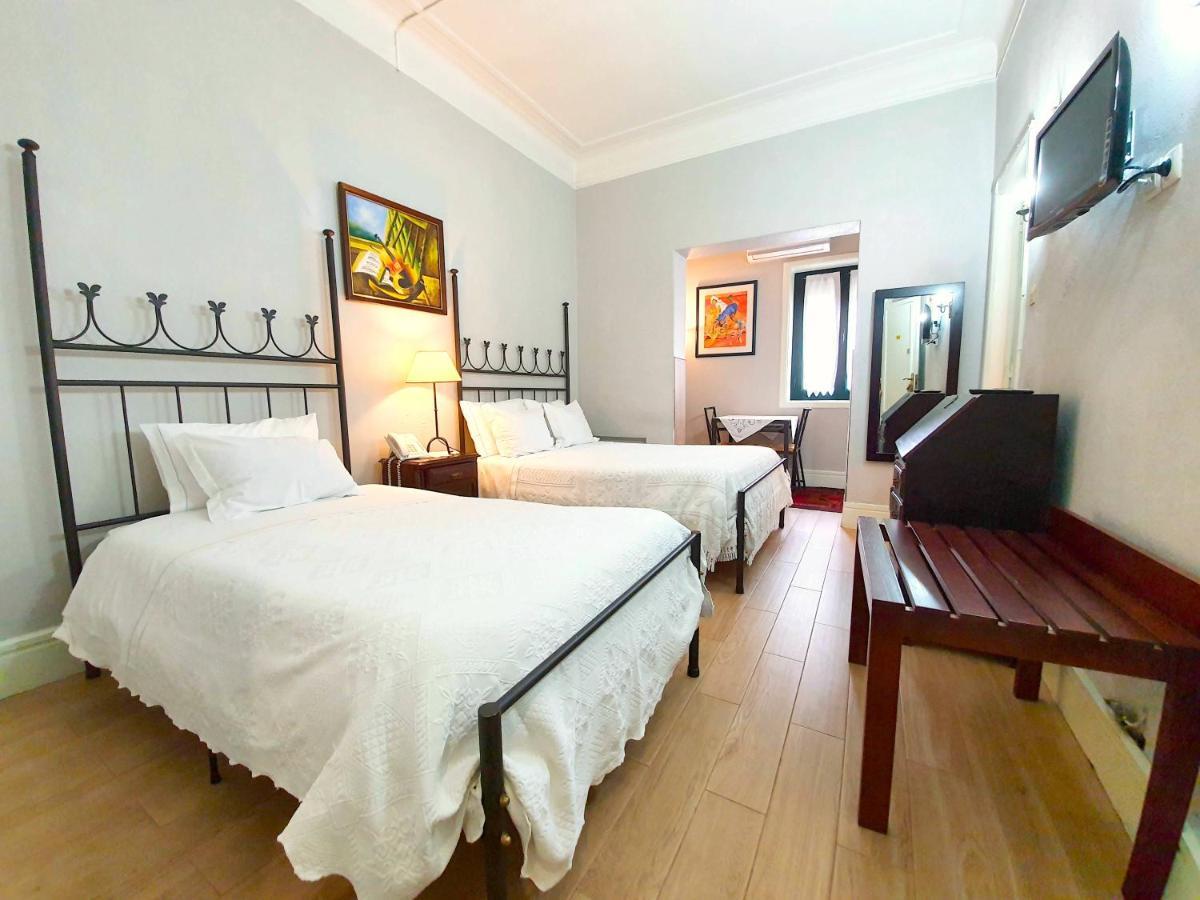 Residencia Lis Bed and breakfast 2*