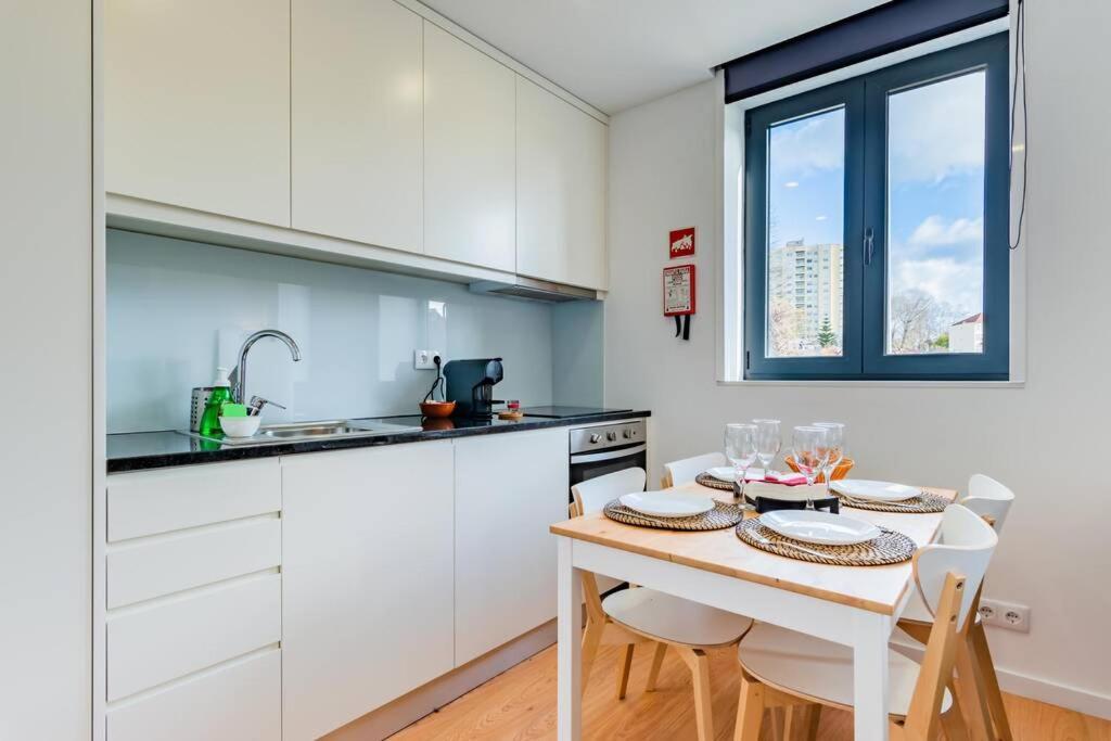 Maravilhoso Apartamento No Centro Do C 1 *