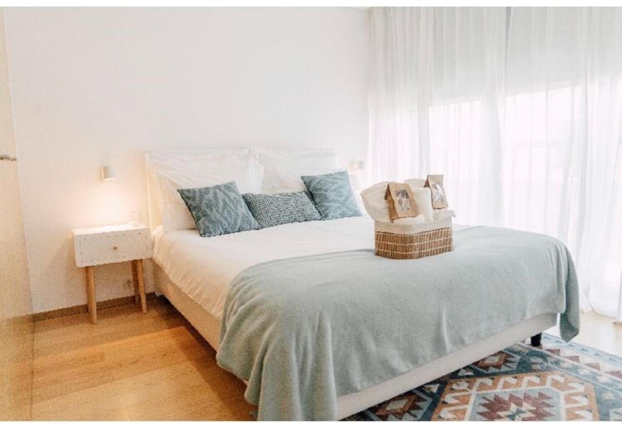 Yellow Apartment *