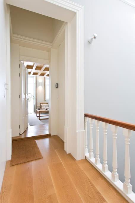 Boutique Rentals- Lovporto Ribeira Historic Center Apartamento