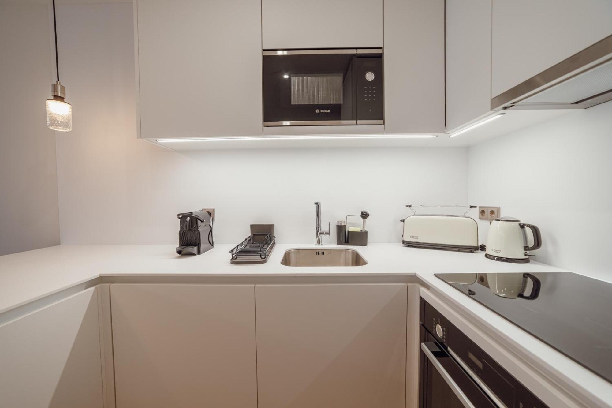 Guest Renovato Luxus Flat W/ Parking Apartamento *