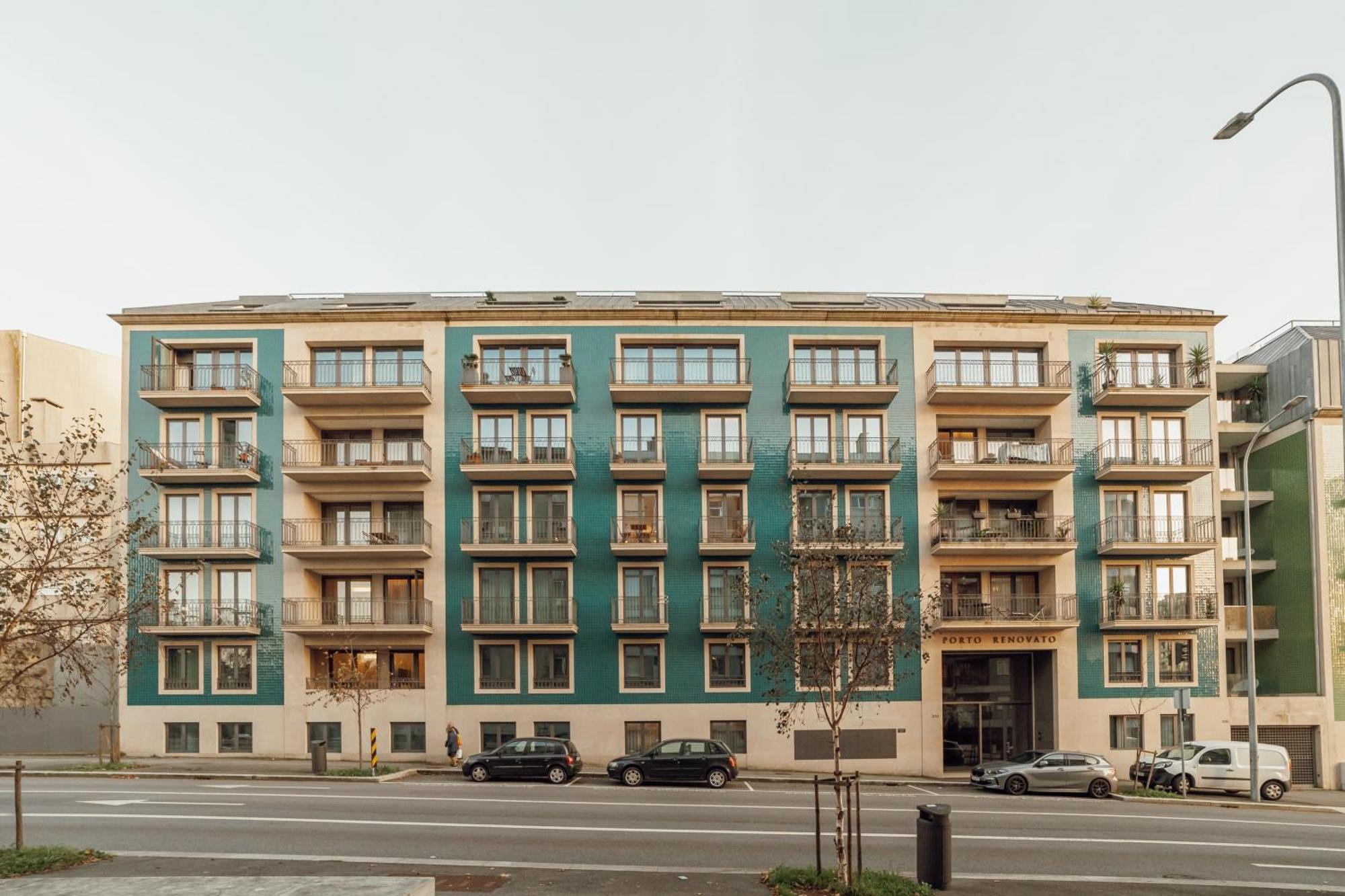 Apartamento Guest Renovato Luxus Flat W/ Parking Oporto