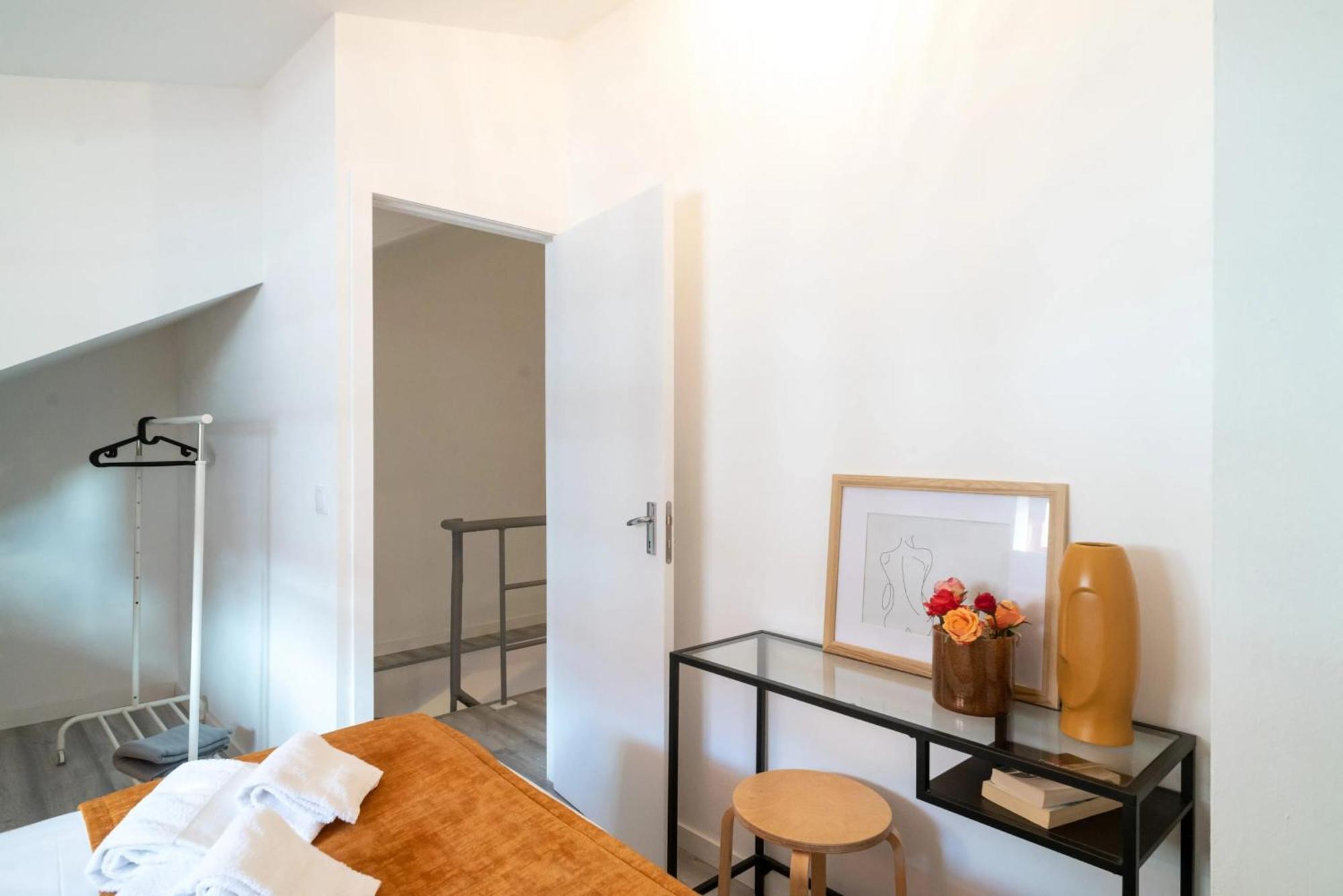 Stylish In Porto, Balcony. Oporto