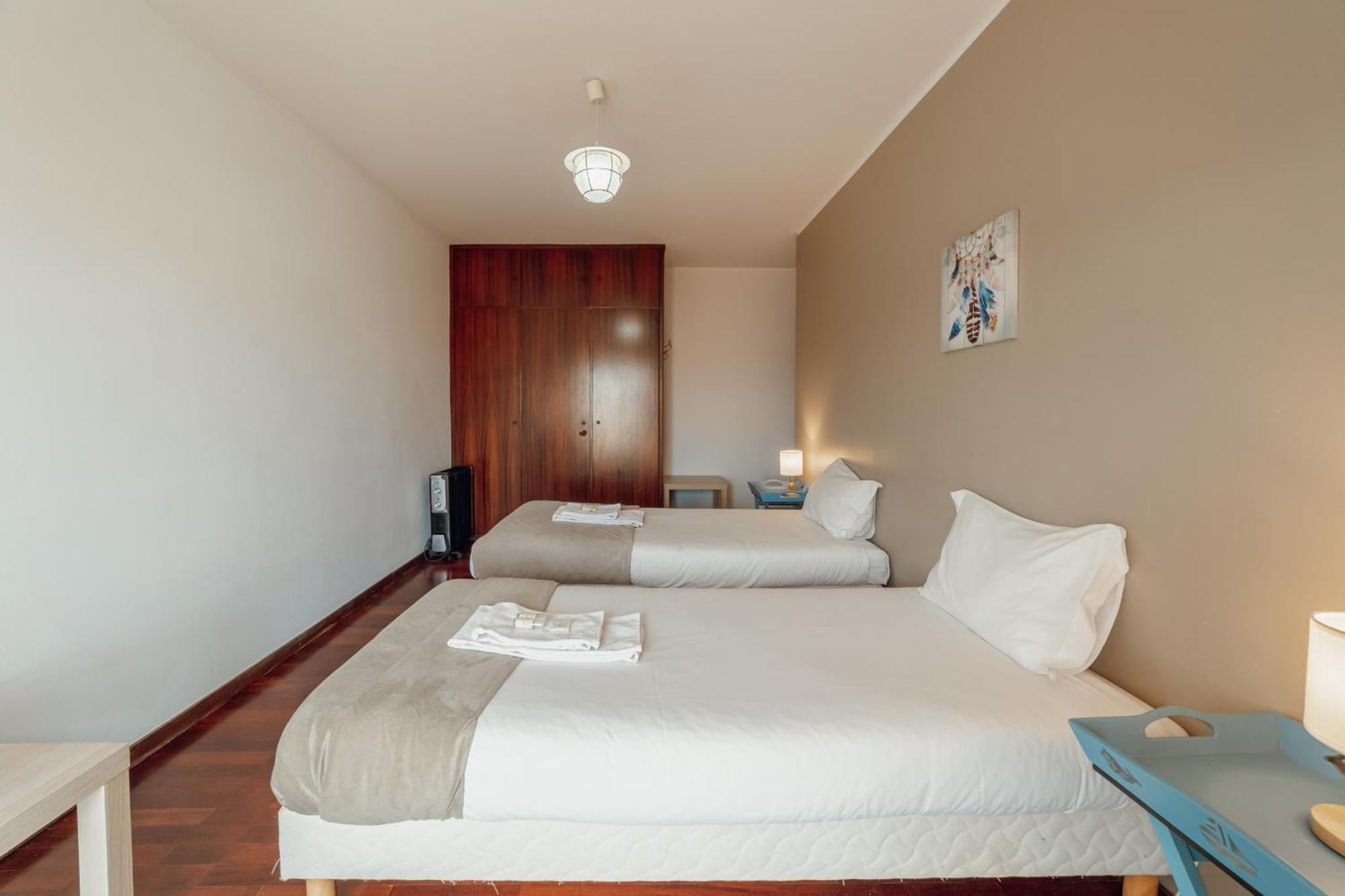 Espinho Modern 3 Bedroom By Vacationy Apartamento
