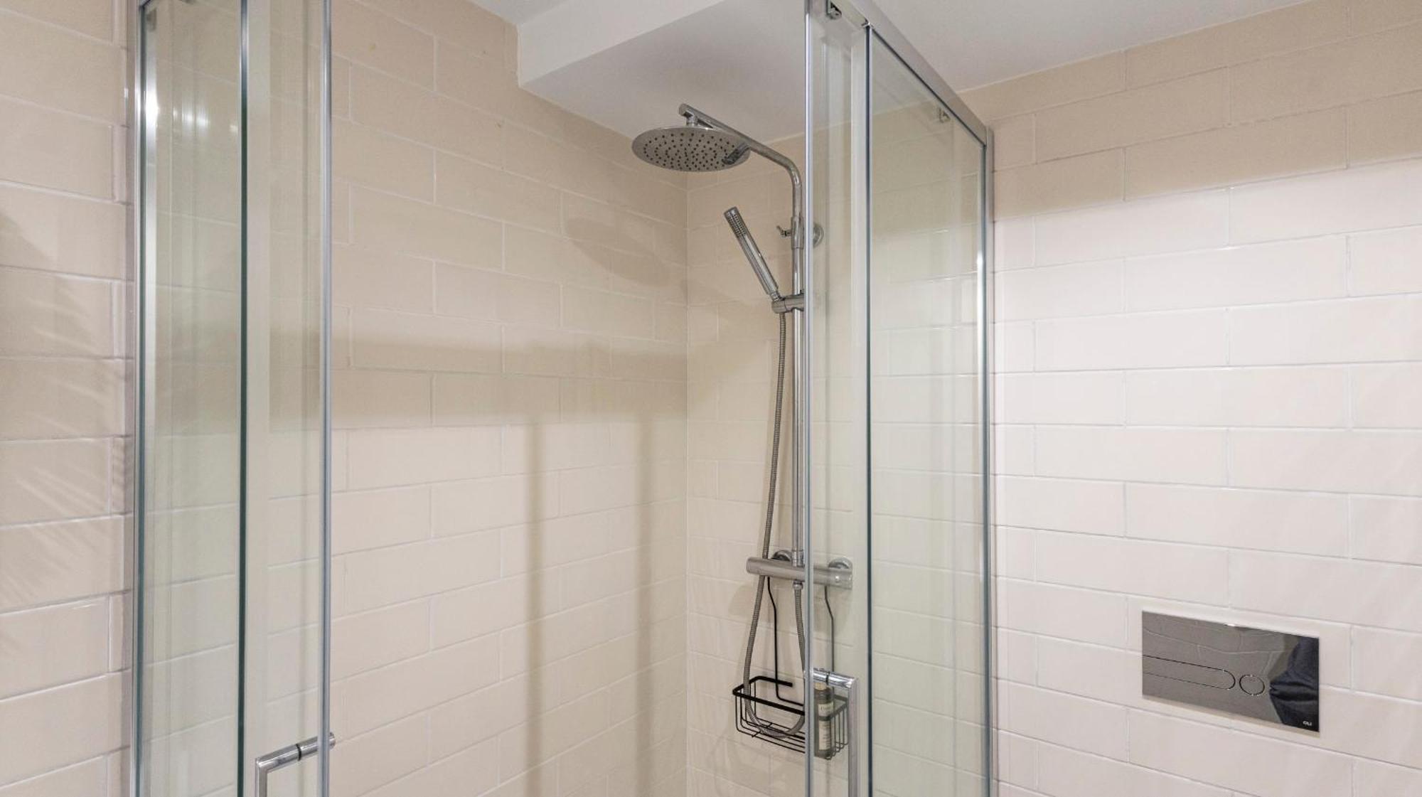 Stylish Duplex With Balcony In By Lovelystay Oporto