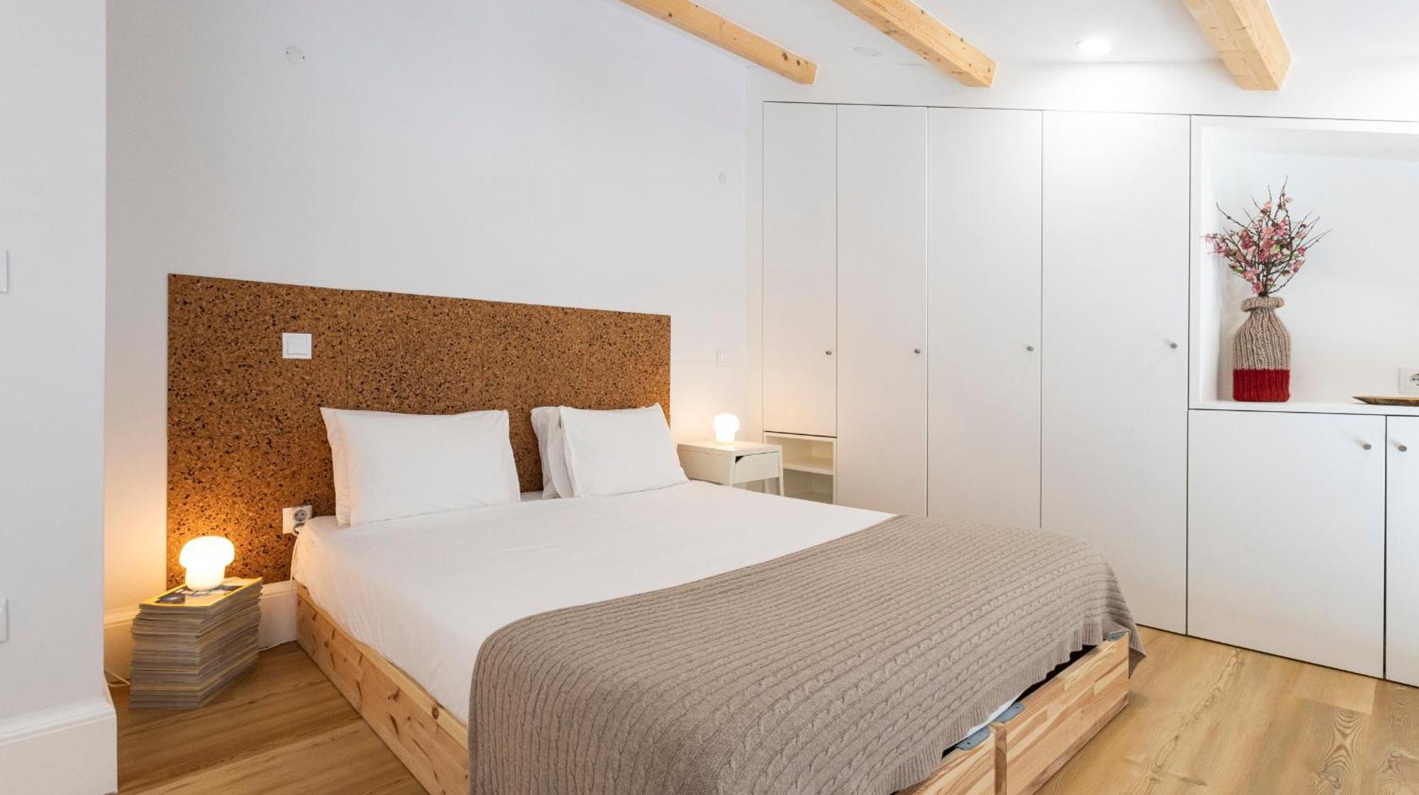 Apartamento Stylish Duplex With Balcony In By Lovelystay Oporto