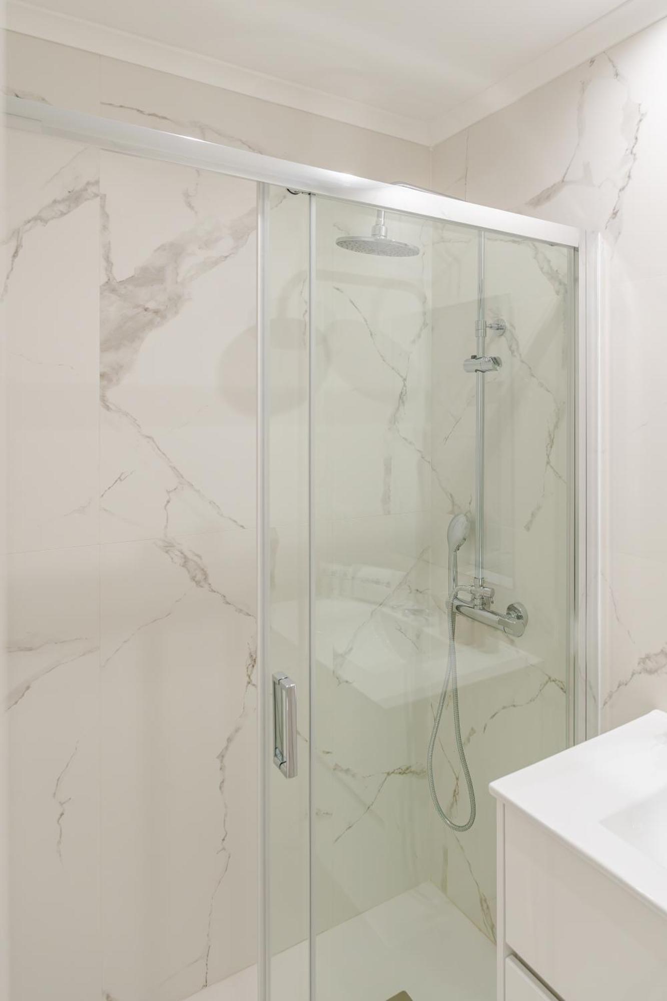 Apartamento Hostwise - Modern & Bright Porto