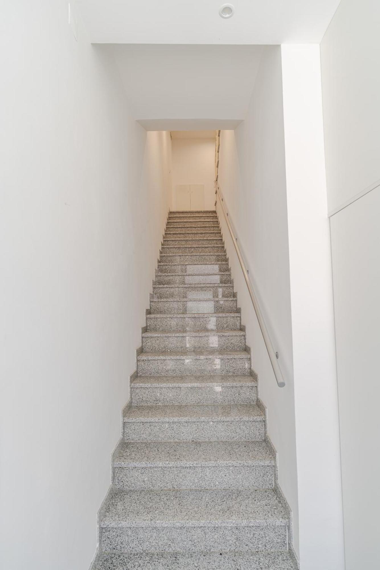 Hostwise - Modern & Bright Apartamento Porto