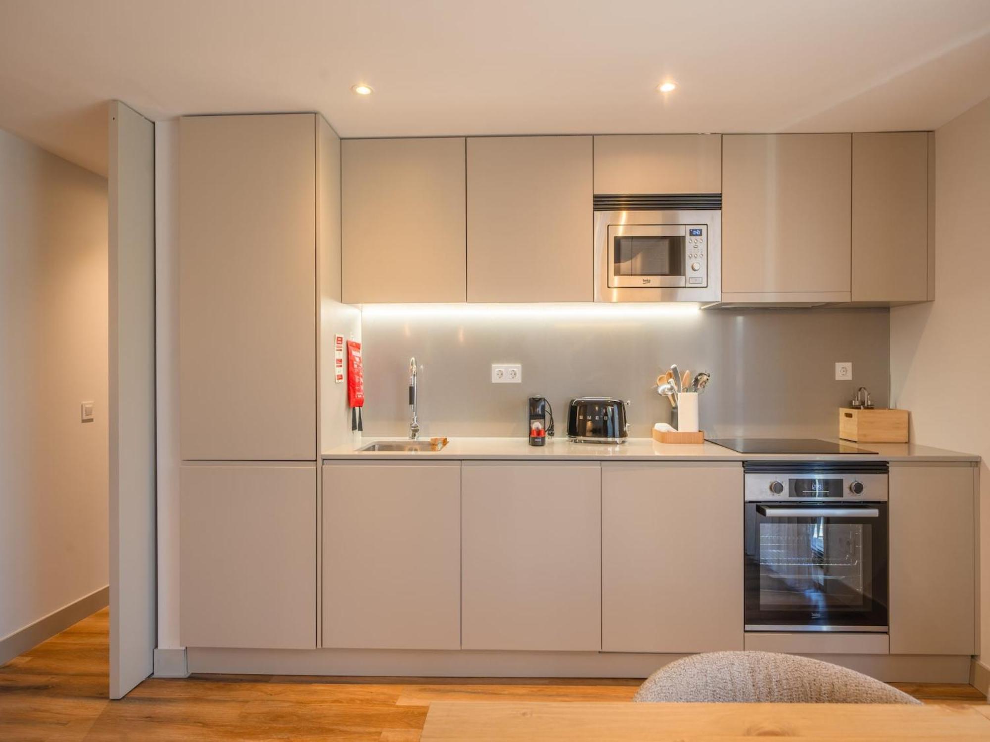 Apartamento Feel Firmeza Coworking & Flat 1 3 *
