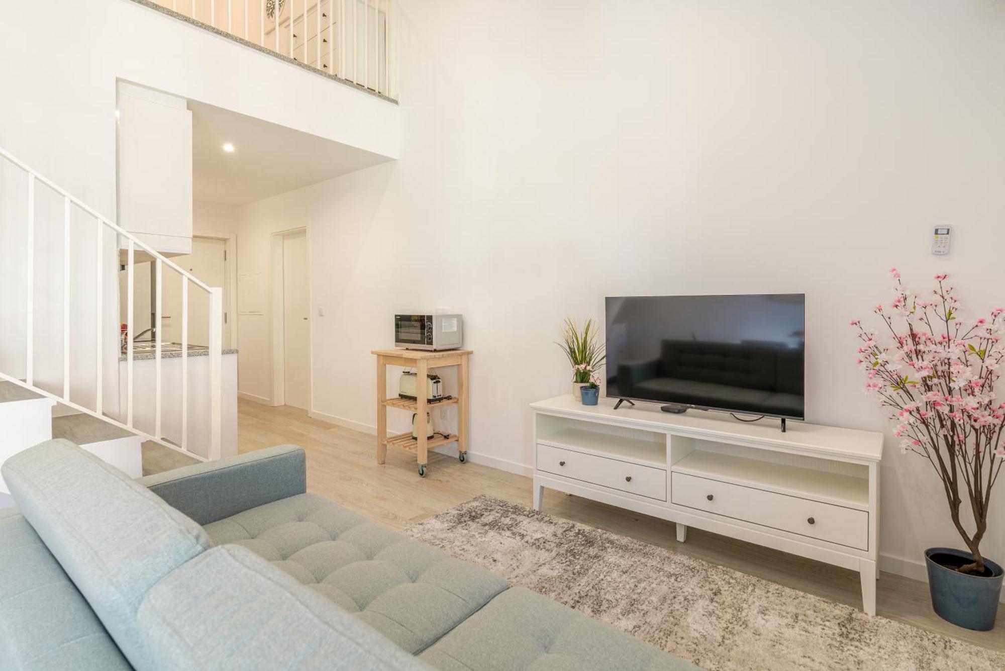 Hostwise - Modern & Bright Apartamento Porto