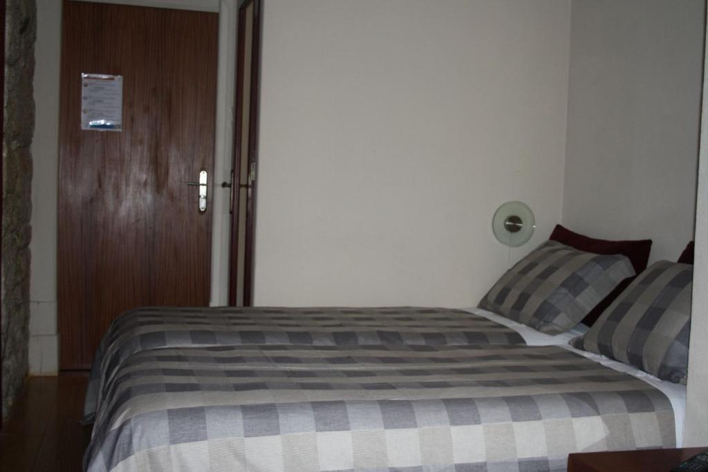 Residencia Pedra Antiga Pensión 3*