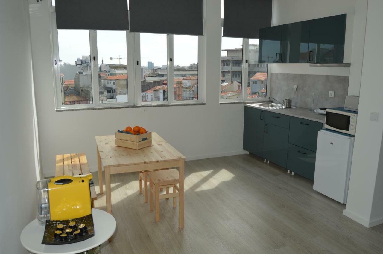 Portum * Porto