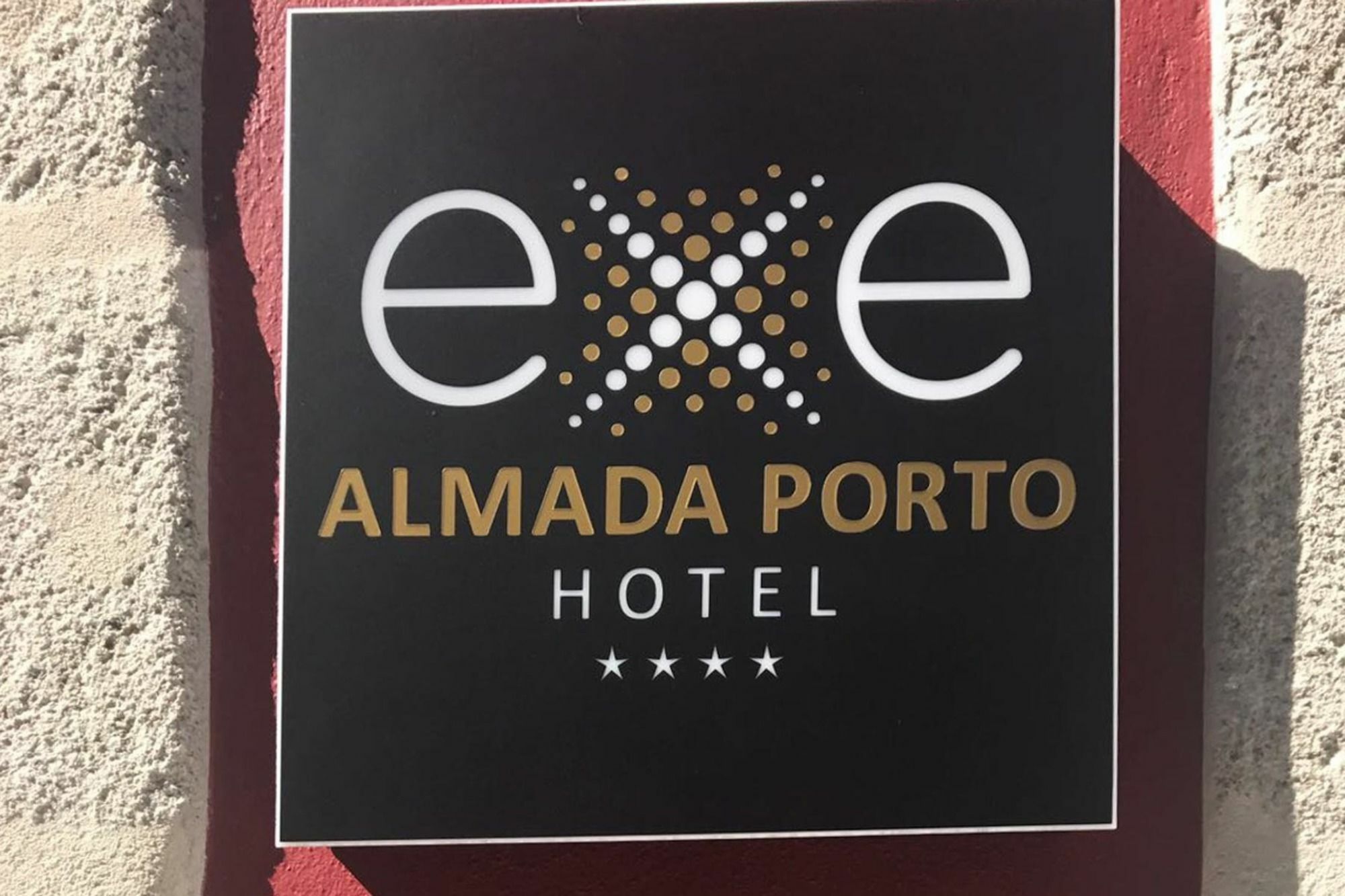 Exe Almada 4* Oporto