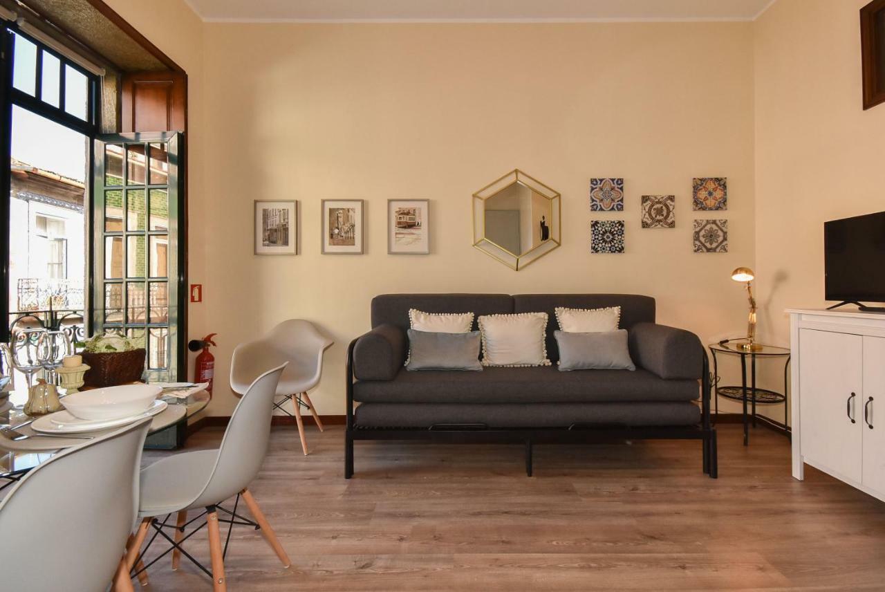 Azulejos Duplex - Downtown *
