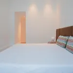 Aliados Luxury Apartment