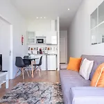 Santa Catarina Porto Housing