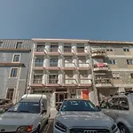 Downtown Design Apartment With Balcony By Vacationy