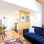 LovelyStay - Vila Burgães