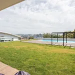Liiiving in Porto - Dragão Pool View