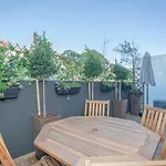 Liiiving in Porto - Dragão Pool View