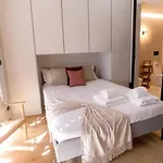 Alegria Suites By Porto City Hosts