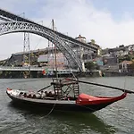 FLH Porto Balcony Apartment