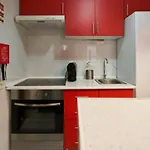 Mercadores Apartment By Jc