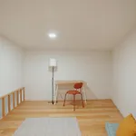 Riverside Loft By Homing