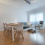 Oliveira Monteiro Flat