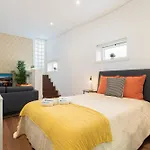 Host Wise - Rustic Central Flats
