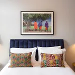 Utopian Hotel, A Charming Guesthouse