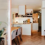 Central Apartment W/ Garden Terrace