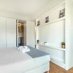 Bright Apartment In Cedofeita Porto City
