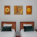 Bonjardim Terrace