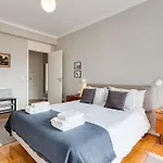 Duque Da Terceira Apartment