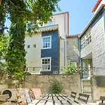 Guestready - Historic Courtyard Townhouse
