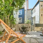Guestready - Historic Courtyard Townhouse