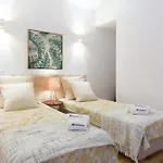 Host Wise - Spacious Bright Flat - Terrace