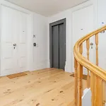 Great Flat W. Balcony On Iconic Pedestrian Street